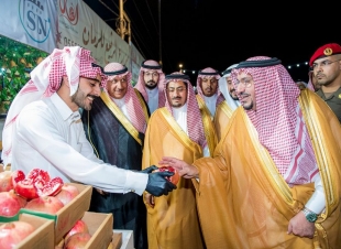 سمو الأمير فيصل بن مشعل يرعى اليوم الذهبي لمهرجان الرمان بنسخته الثالثة بمركز الشيحية