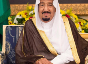 خادم الحرمين يرعى الأحد ختام مهرجان الملك عبد العزيز للإبل